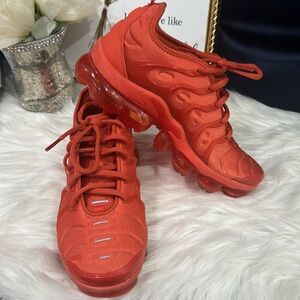🧡NIKE AIR VAPORMAX PLUS